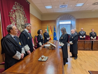 Alicia Cano Murillo durante la jura de su cargo como presidenta de la Sala de lo Social del TSJ de Extremadura